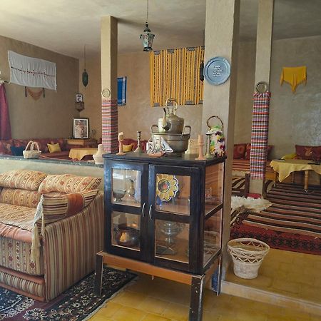 Gite Tamlli Aoufous Exteriör bild